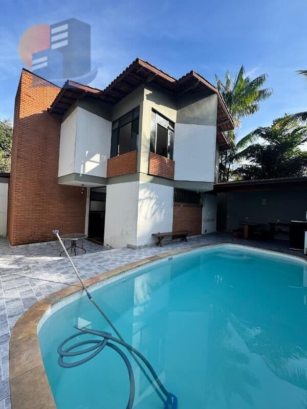 Casa Residencial ou Comercial | Localização Privilegiada | Praia da Enseada Guarujá