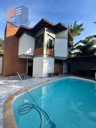 Casa Residencial ou Comercial | Localização Privilegiada | Praia da Enseada Guarujá