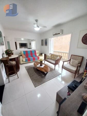 Apartamento Reformado c/sacada
