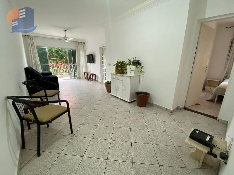 Amplo apartamento 03 Quartos Apenas 300 Metros da Praia