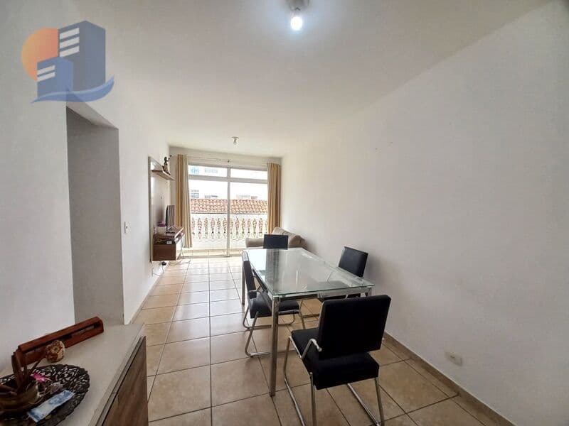 Apartamento com Boa localização na Enseada Guarujá.