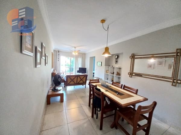 Amplo apartamento de Frente com sacada Região dos Restaurantes!