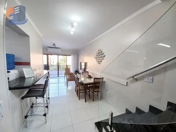 Duplex Reformado c/ 03 Quartos, Lado Praia
