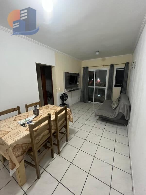 Oportunidade/Apto c/sacada Bem Localizado Prédio com Lazer.