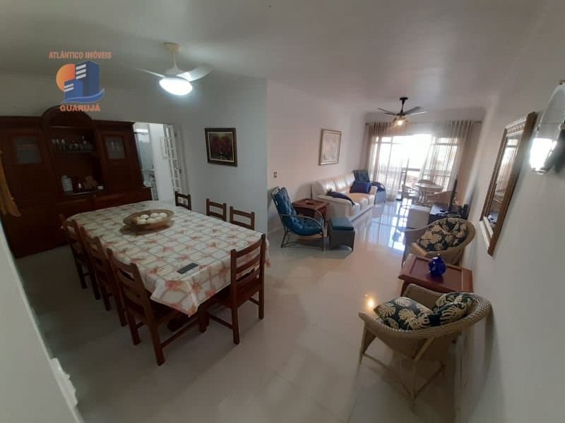 Amplo Apartamento com 121 Metros² Boa Localização e segurança Enseada Guarujá.