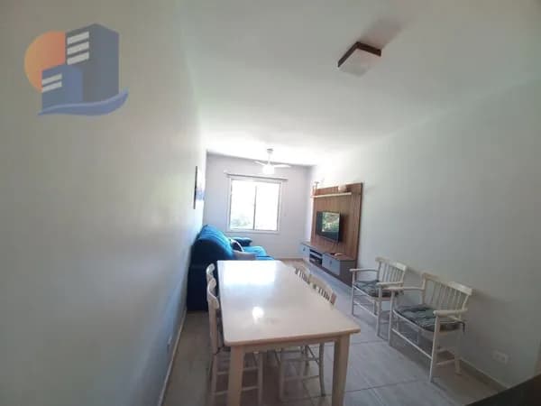 Apartamento 02 Dormitórios/02 Banheiros Prédio com Portaria 24hs.
