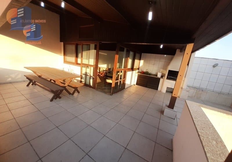 Ampla Cobertura Penthouse c/ churrasqueira.