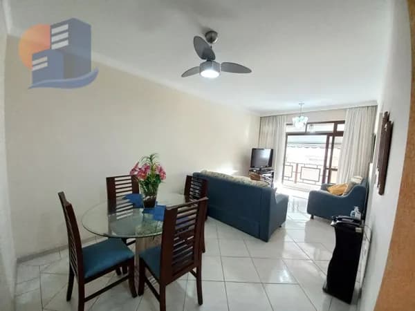 Ótima Localização 300 Metros da Praia Enseada.