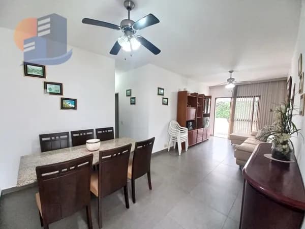 Venha Morar na Praia Apenas 150 Metros da Praia da Enseada Guarujá