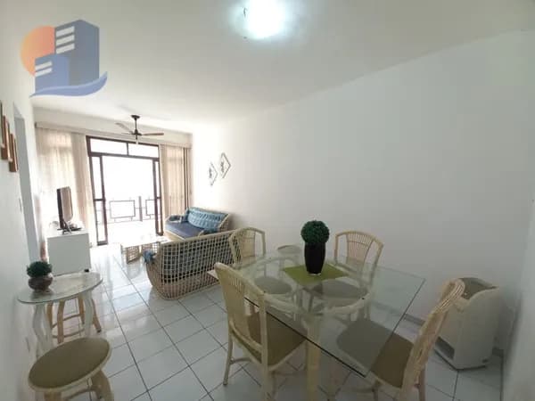 Ótima Localização 300 Metros da Praia Enseada.