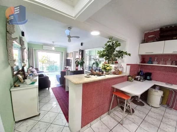 Excelente apartamento Prédio com Lazer Praia Enseada !