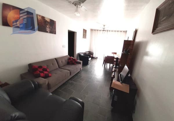 Amplo Apartamento c/ Sacada e 02 Quartos Enseada.