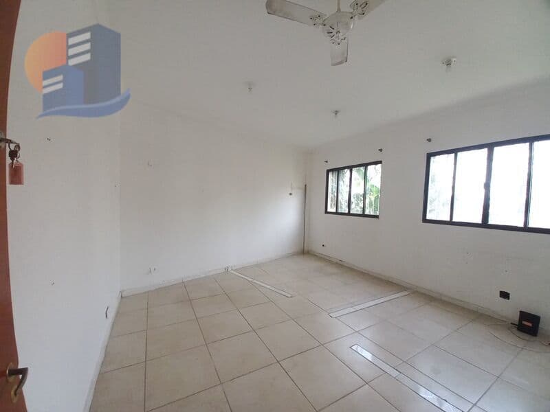 Sala Comercial Em frente ao Ginásio de Esportes Guaibê!