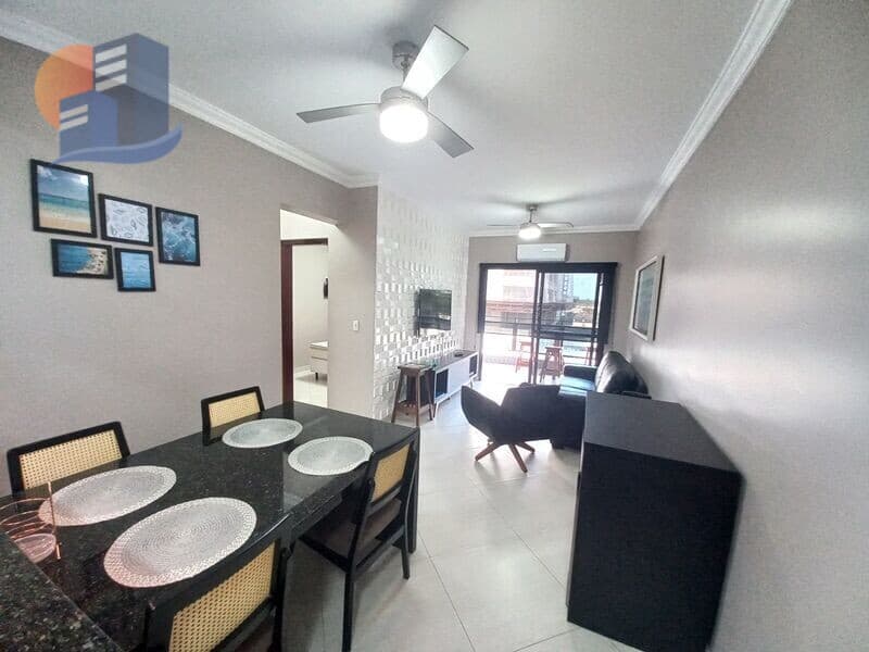Reformado/02 Dorms/02 vagas de garagem!