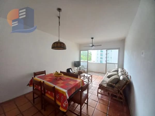 Excelente Investimento a 300 metros da praia da Enseada.