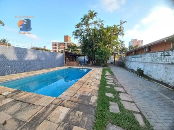 Casa Padrão para Venda em Praia da Enseada Guarujá-SP