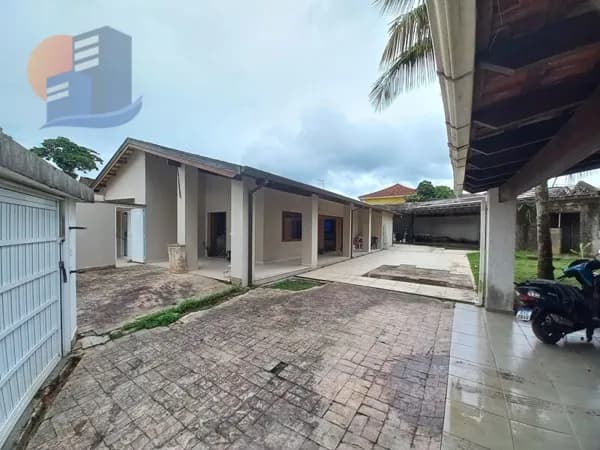 🏡 Excelente Casa Térrea Reformada – Residencial ou Comercial
