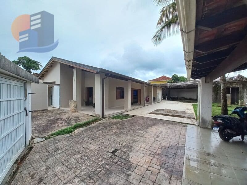 🏡 Excelente Casa Térrea Reformada – Residencial ou Comercial