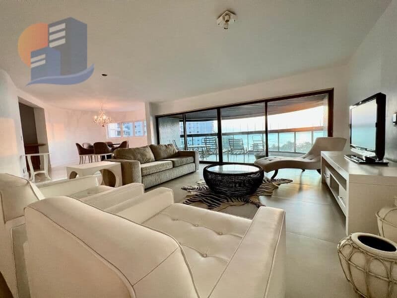 Apartamento de Alto Padrão com Vista Mar Deslumbrante e Terraço Panorâmico.