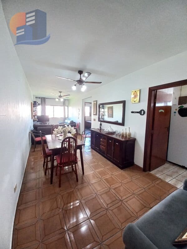 Amplo Apartamento Região Comercial - Enseada Guarujá!