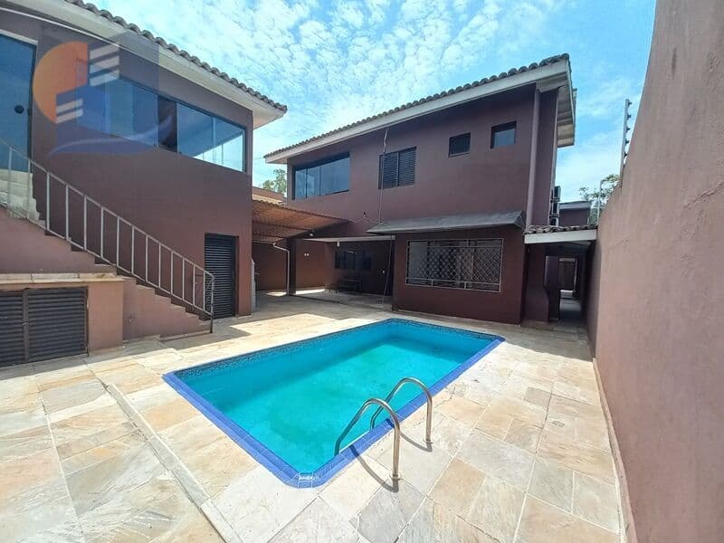Casa Sobrado com Piscina e Churrasqueira - Praia da Enseada Guarujá