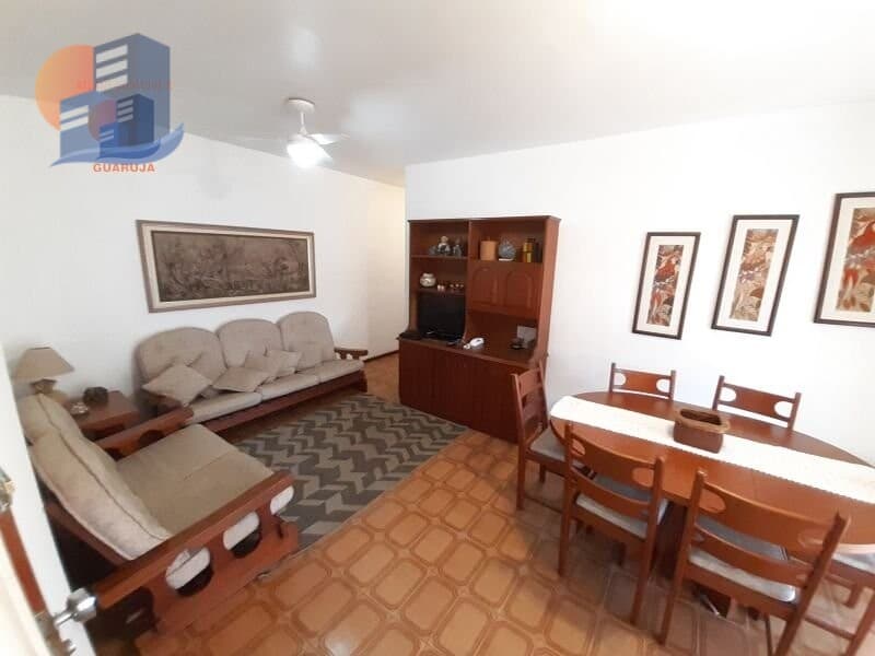 Apartamento com 02 Quartos apenas 250 metros da praiaEnseada.