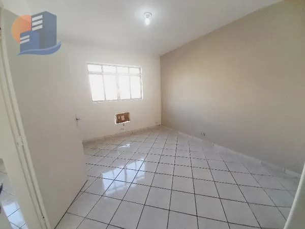 Sala Comercial Reformada em Pitangueiras!