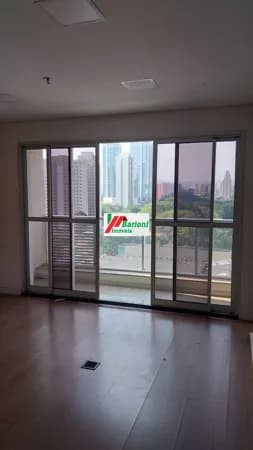 Sala comercial Em edifício para Aluguel em Várzea da Barra Funda São Paulo-SP