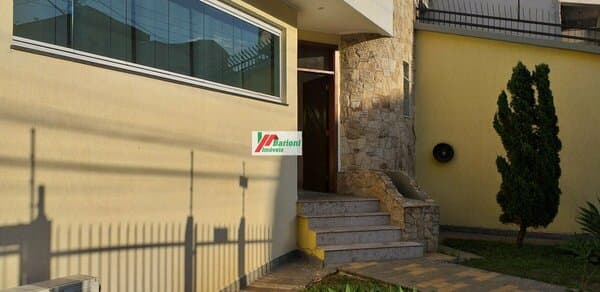 Sobrado Padrão para Venda em Vila São Vicente São Paulo-SP