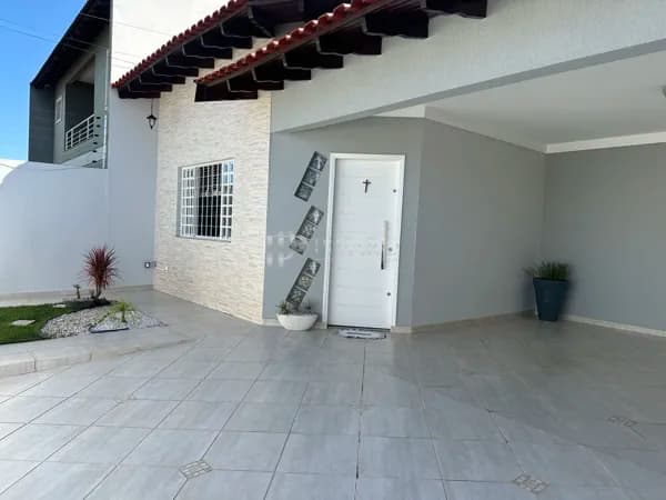 Casa térrea Jardim Coliseu