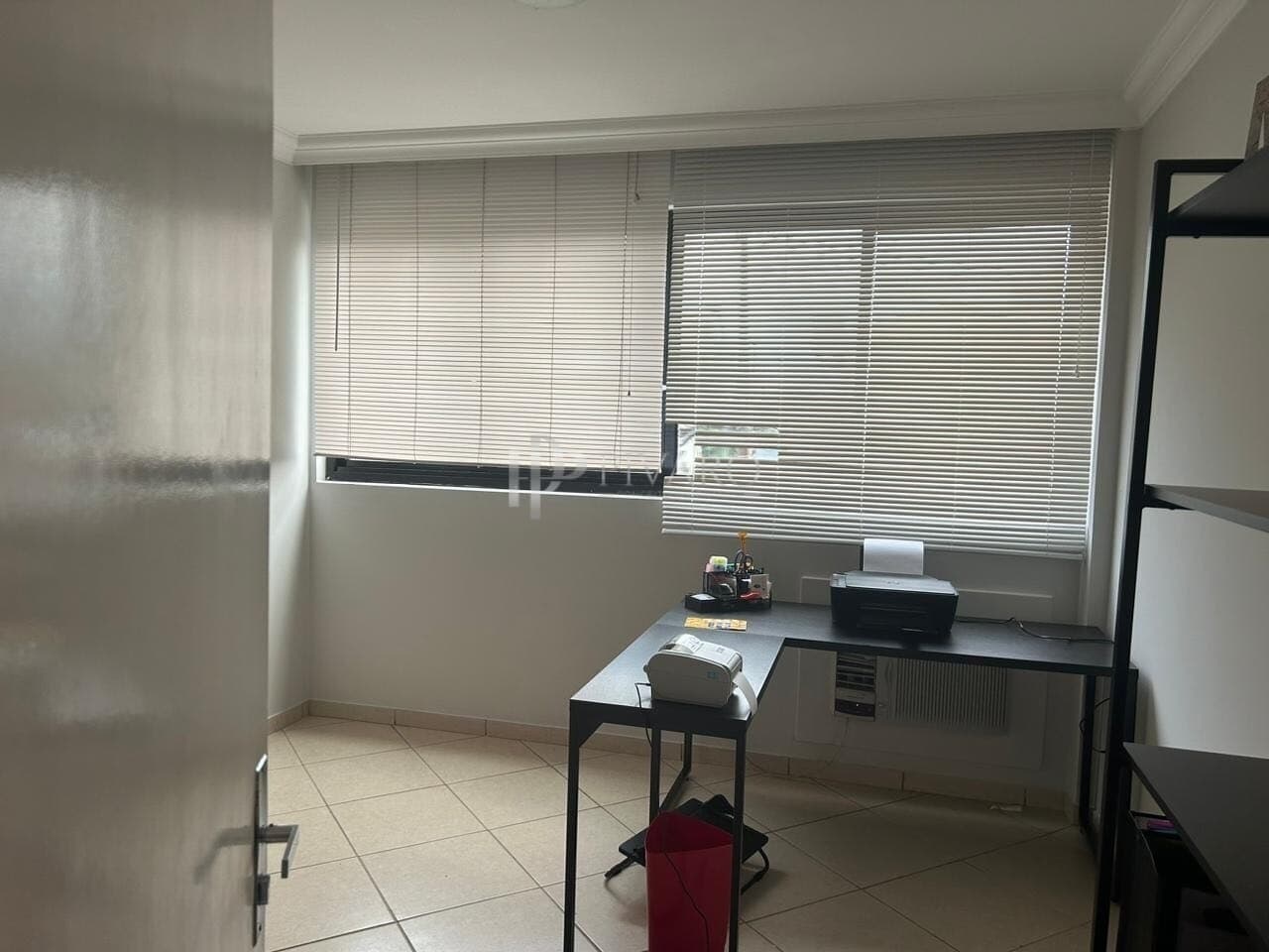 SALA COMERCIAL NO CENTRO