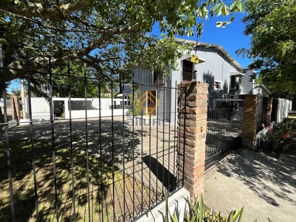 🎯 Excelente Casa de Esquina no Recanto de Portugal