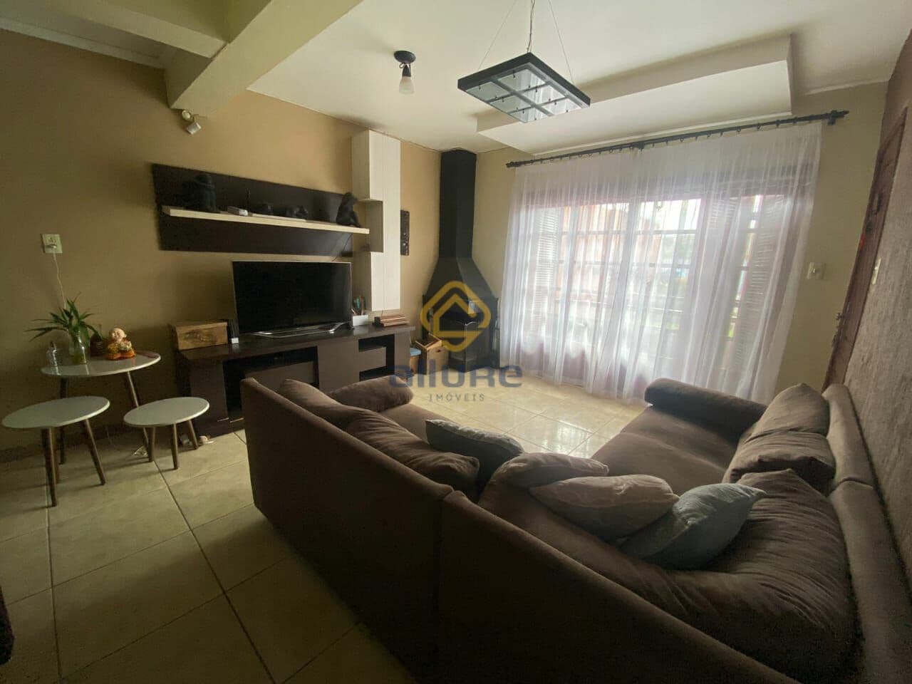 🏡 Ótimo Sobrado no Bairro Areal!