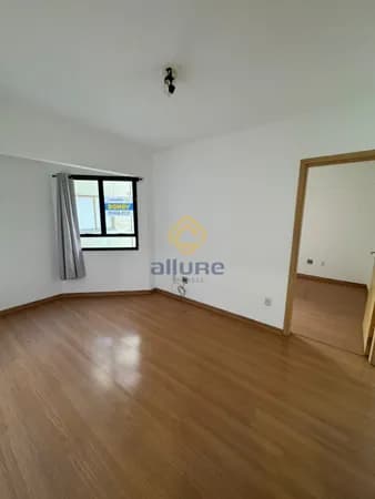 Apartamento Zona Universitária