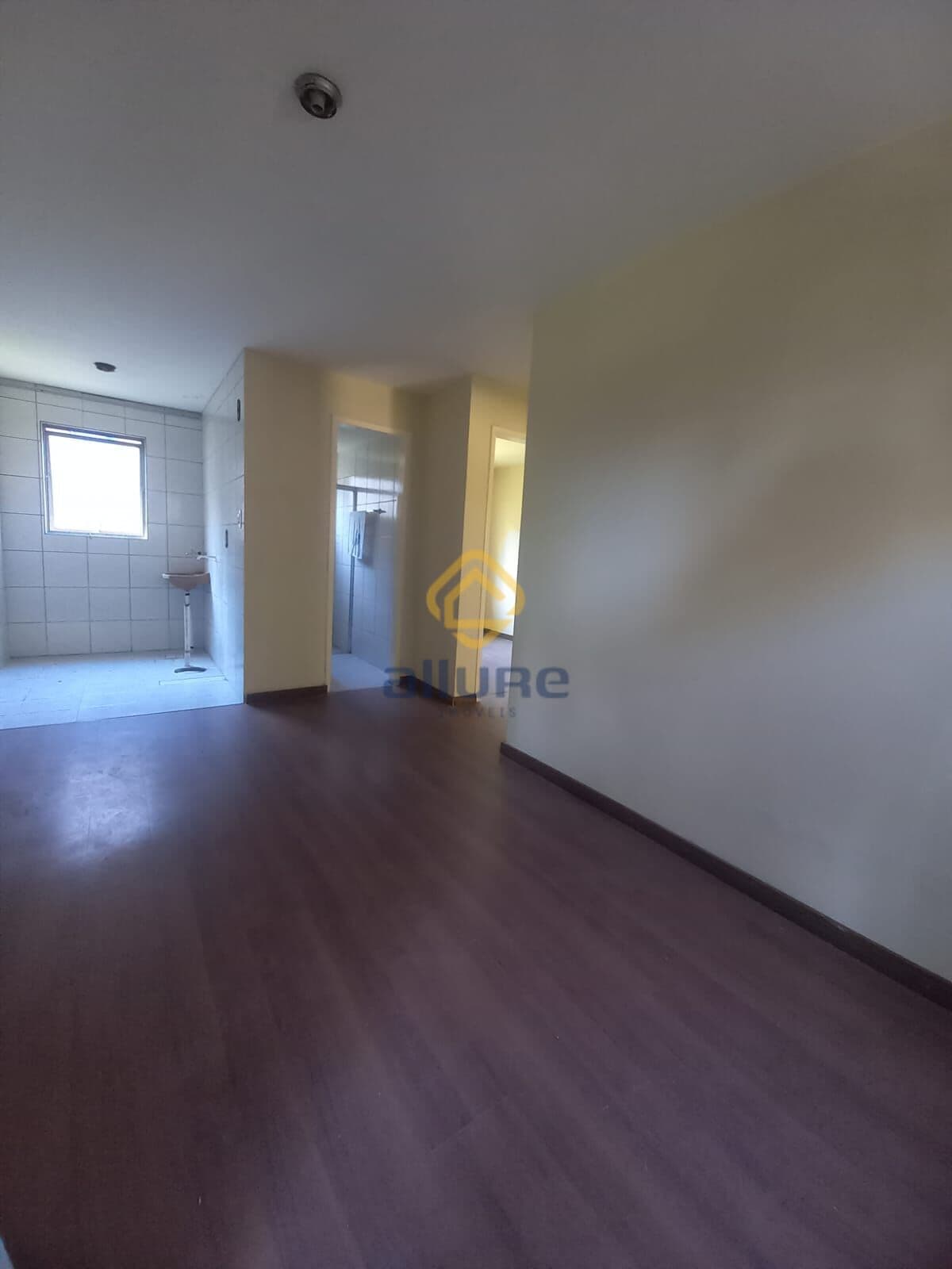 Apartamento no Condomínio Village Center 1