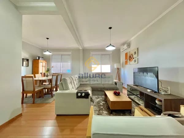 Apartamento grande no centro