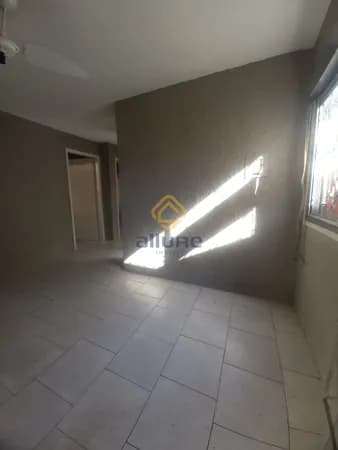 Apartamento no Condomínio Village Center 1