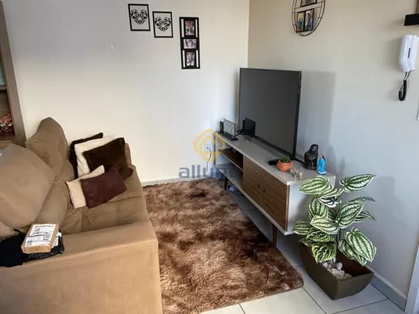 Apartamento de 2 dormitórios próximo ao Krolow