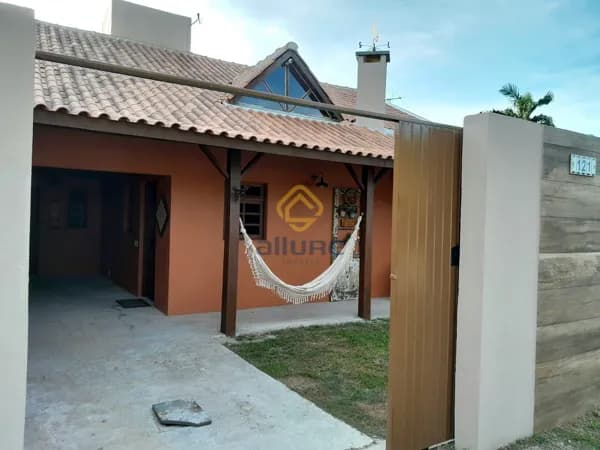 Bela casa no Laranjal