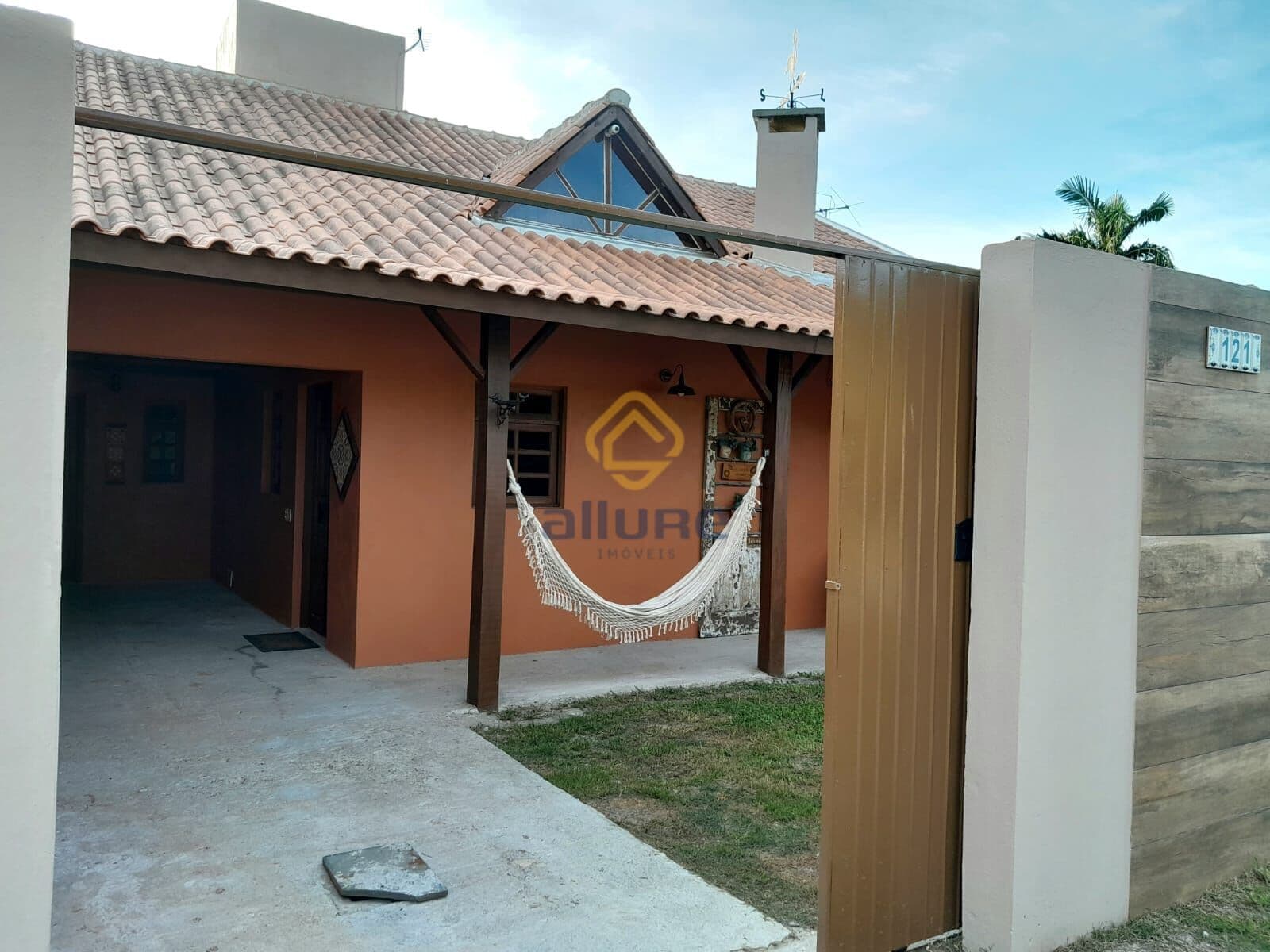 Bela casa no Laranjal