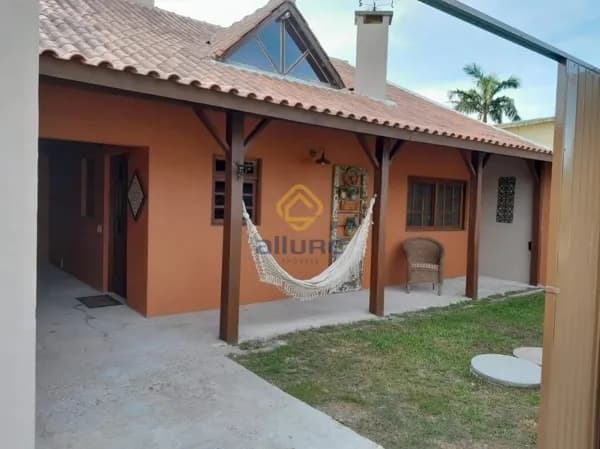 Casa em Pelotas - Laranjal