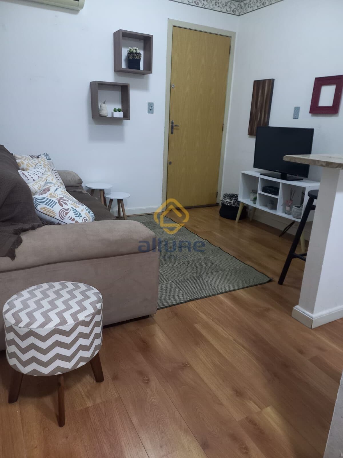 Apartamento Todo Mobiliado.