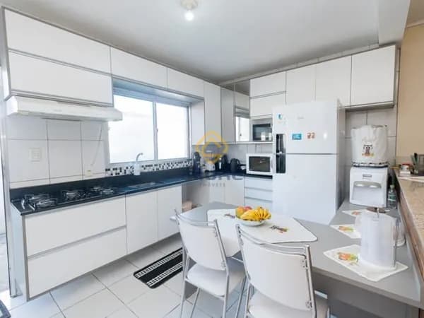 Casa à venda no Fragata com 3 dormitórios (sendo uma suíte com hidromassagem) e amplo pátio