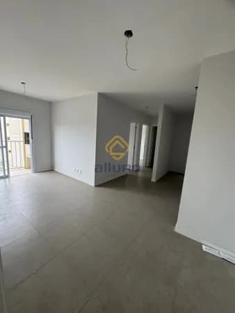Apartamento diferenciado em condominio Clube no Areal !!