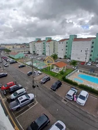 FRAGATA COM PISCINA