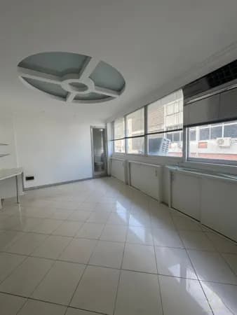 VENDE-SE OU ALUGA-SE SALAS COMERCIAS UNIFICADAS COMERCIO