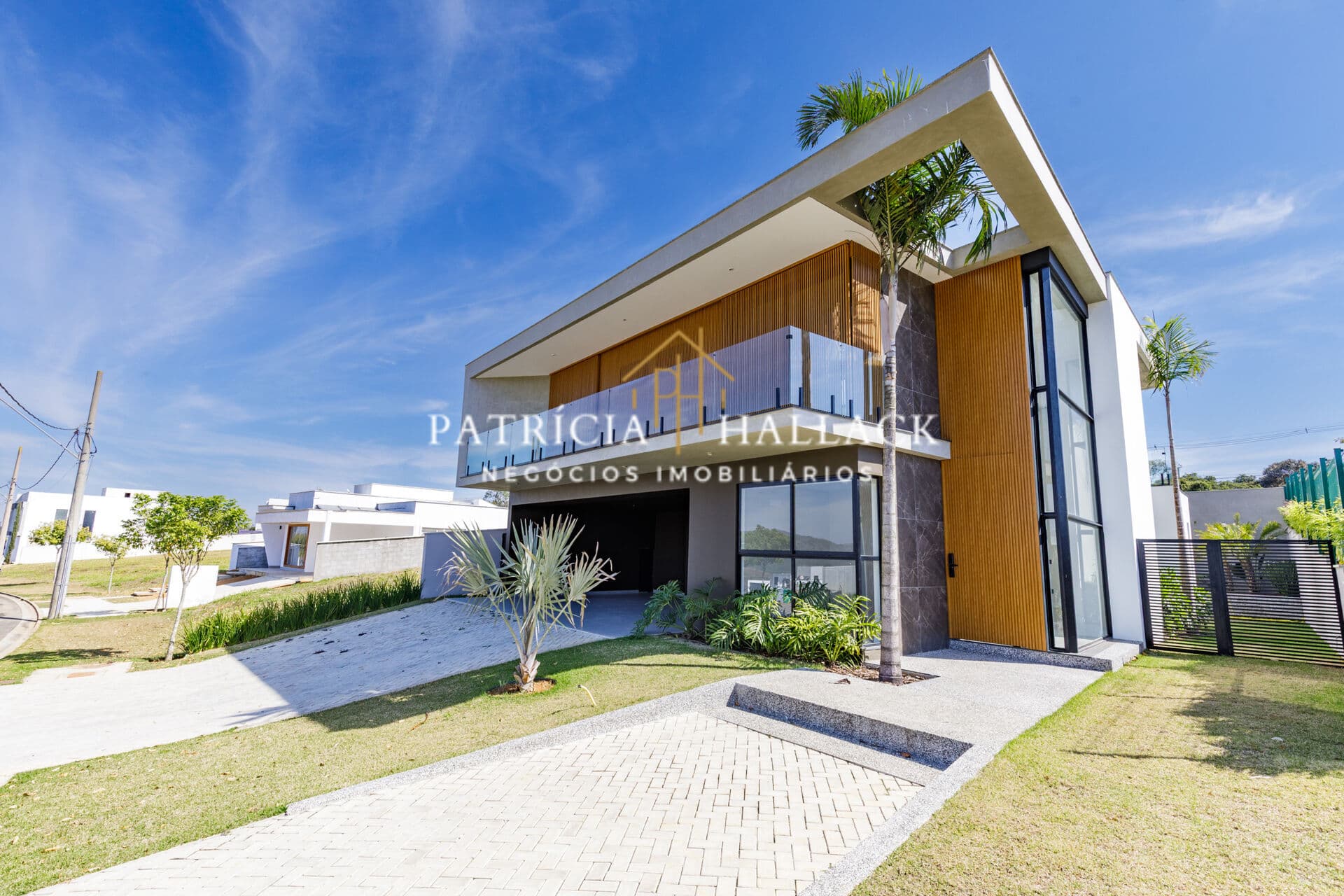 Casa Alphaville 4 suites com piscina - Alto Padrão