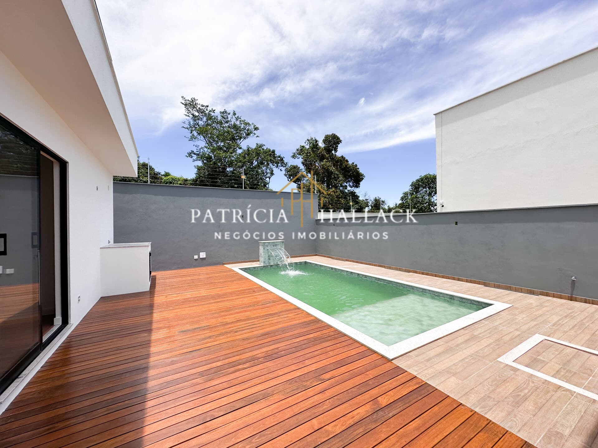 Casa linear à venda no bairro Vina Del Mar - Juiz de Fora/MG