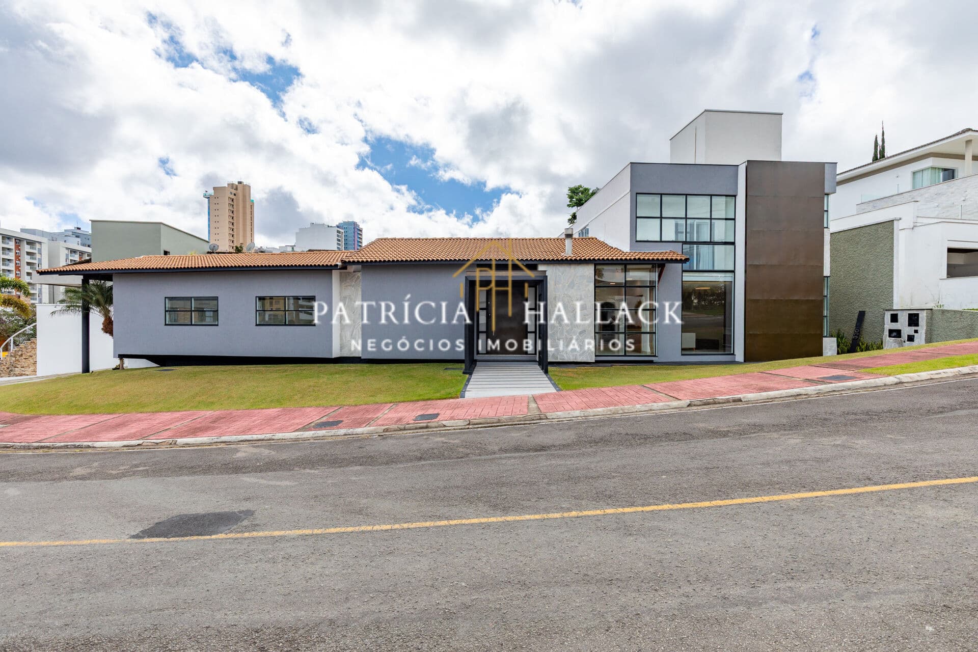 Casa 4 quartos Condomínio Estrela Sul