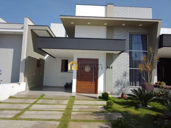 Casa para locação em Condomínio próximo a Zona Industrial